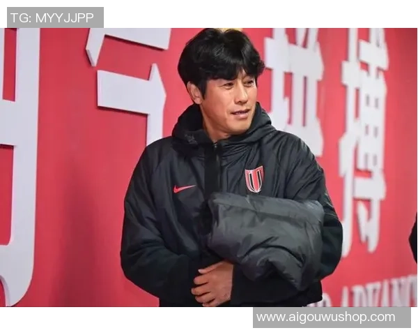 续约僵局背面的生意公司暗战！成都蓉城与徐正源，谁在博弈？